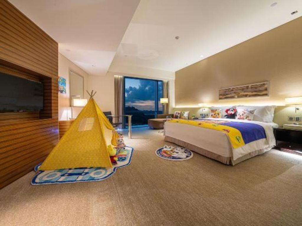 New World Guiyang Hotel מראה חיצוני תמונה